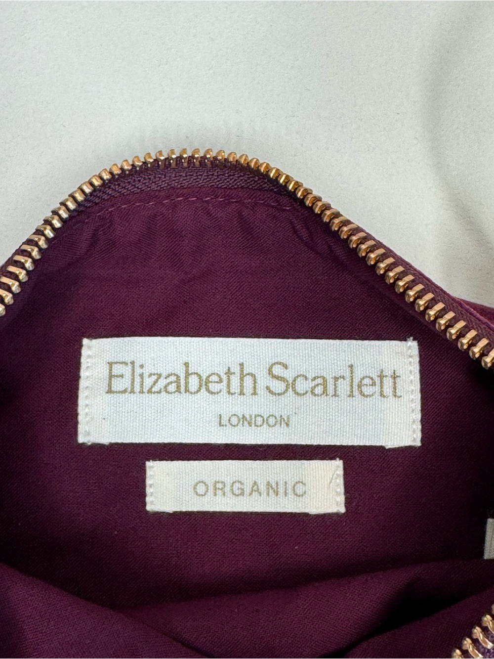 NWT Elizabeth Scarlett Honey Bee Embroidered Mini Pouch Bag in Plum Velvet - Picture 8 of 15